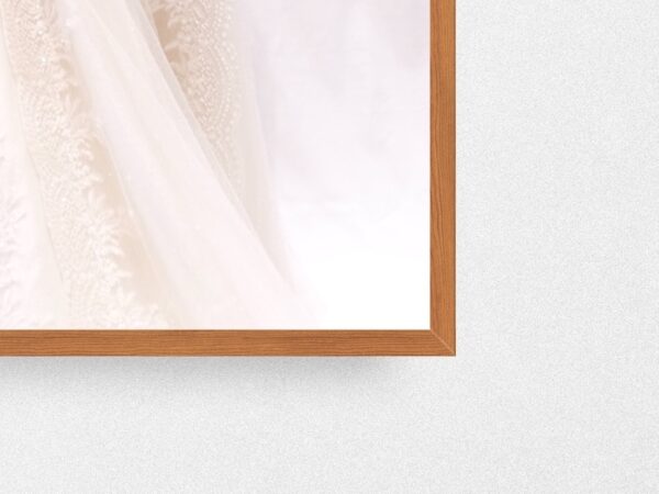 White Frame - Image 4